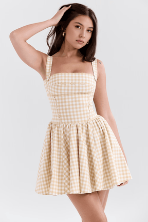 Kurzes Scarlett-Kleid