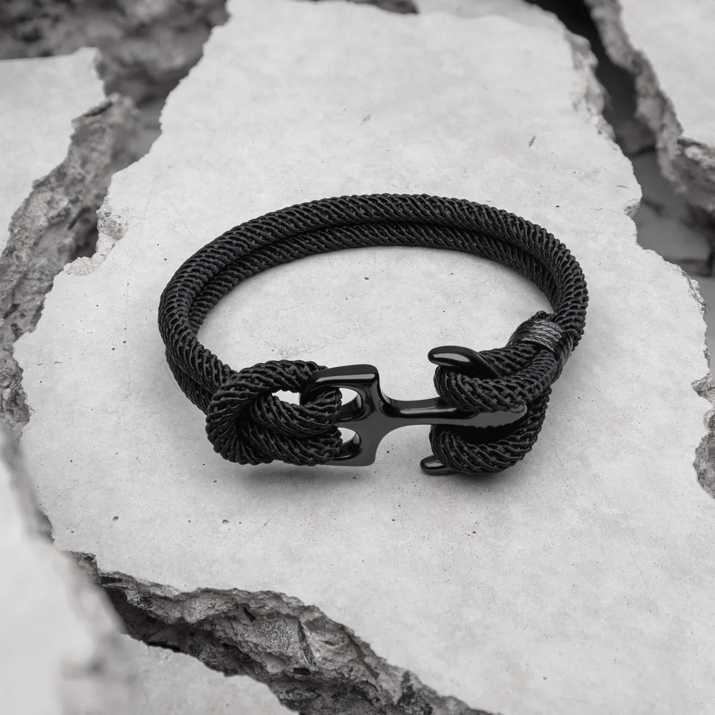 Pulseira de Corda Preta Anchor Beroc