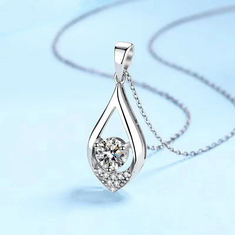 Necklaces Women Wedding Moissanite Diamond 0.5CT Pendant PT950